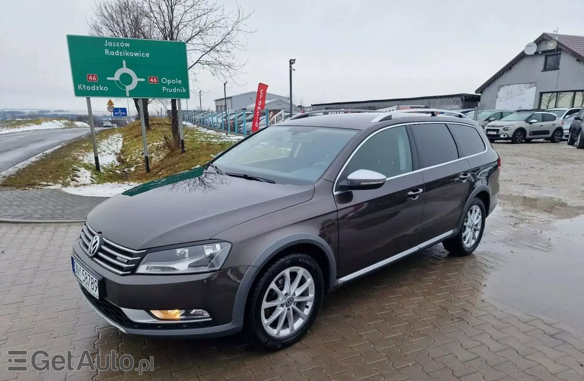 VOLKSWAGEN Passat 