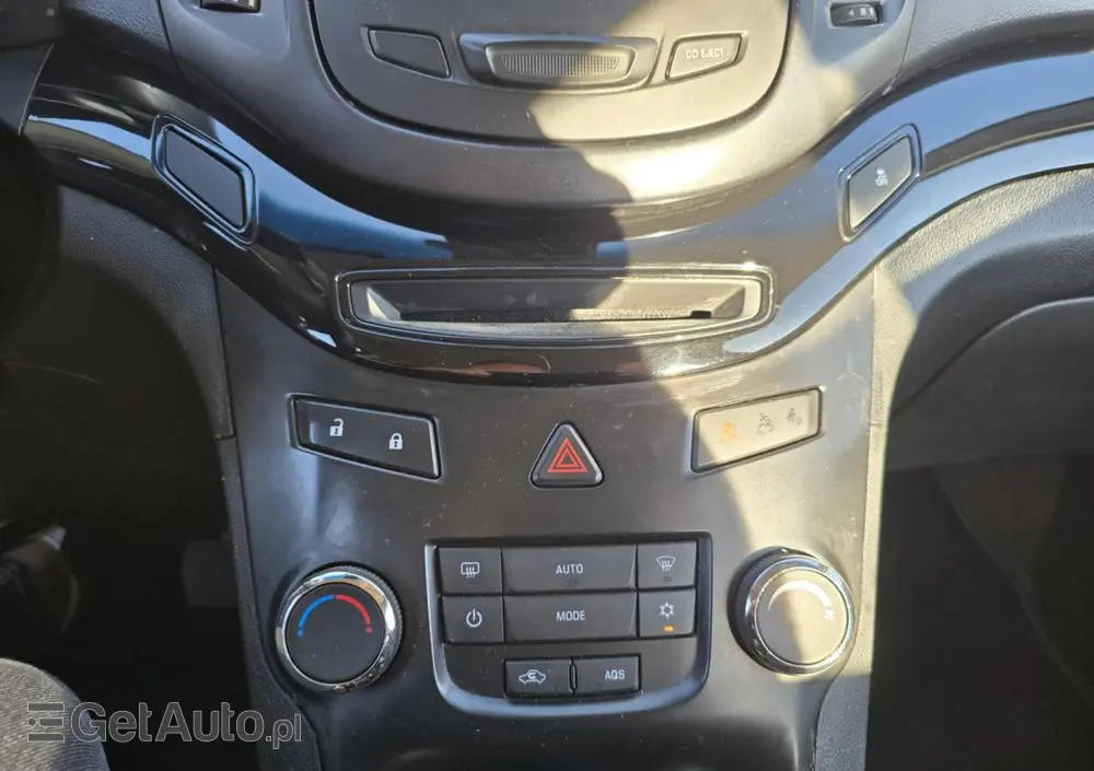 CHEVROLET Orlando 1.8 LS+