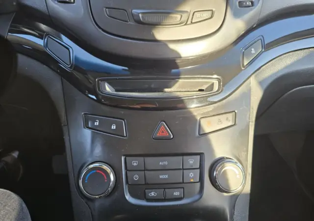 CHEVROLET Orlando 1.8 LS+