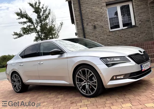 SKODA Superb Style DSG