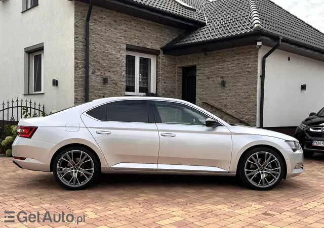 SKODA Superb Style DSG