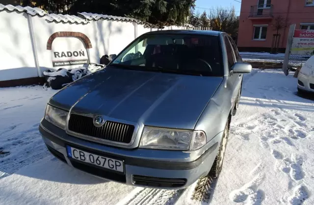 SKODA Octavia 