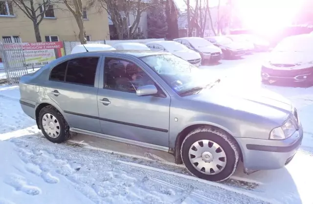 SKODA Octavia 