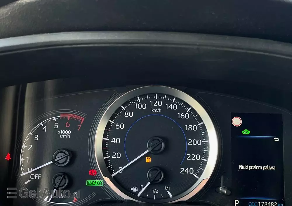 TOYOTA Corolla 1.8 Hybrid Comfort