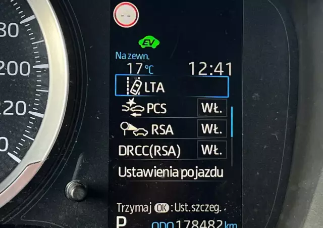 TOYOTA Corolla 1.8 Hybrid Comfort