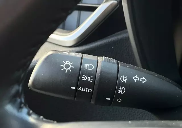 TOYOTA Corolla 1.8 Hybrid Comfort