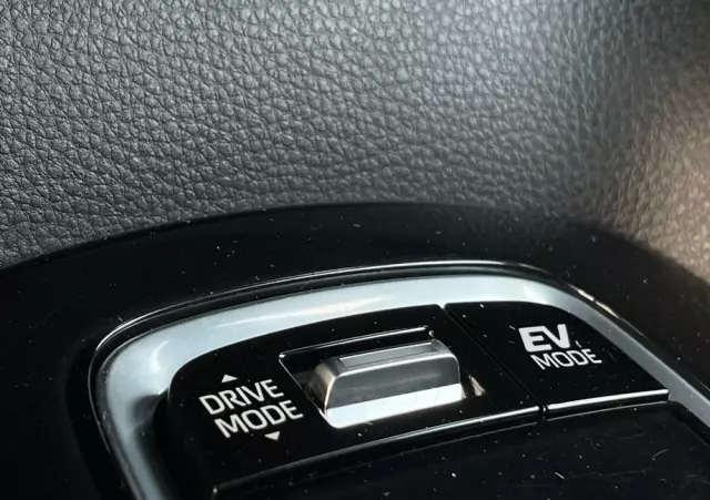 TOYOTA Corolla 1.8 Hybrid Comfort