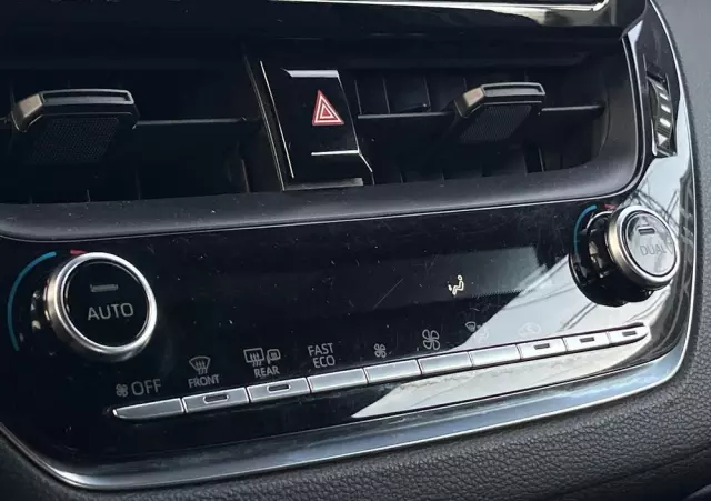 TOYOTA Corolla 1.8 Hybrid Comfort