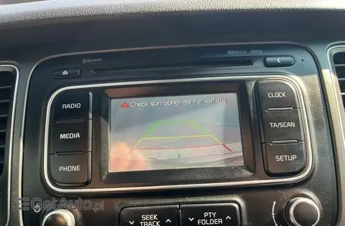 KIA Carens 