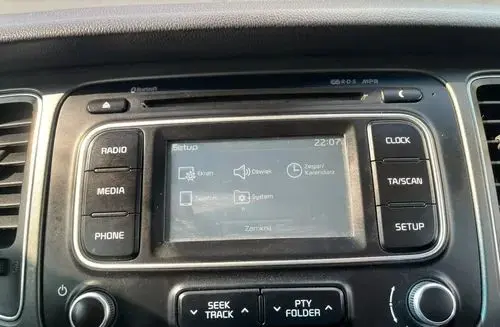 KIA Carens 
