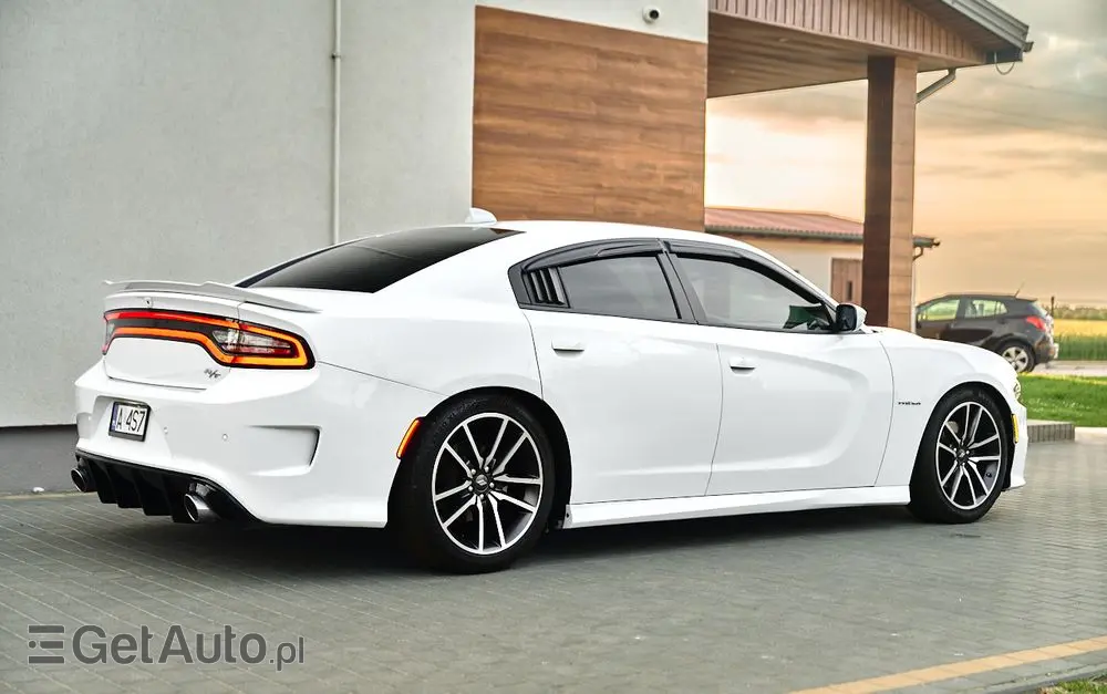 DODGE Charger 5.7 R/T