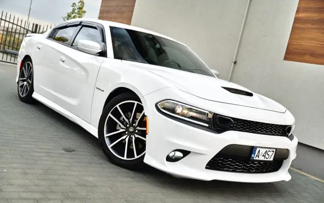 DODGE Charger 5.7 R/T