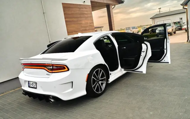 DODGE Charger 5.7 R/T