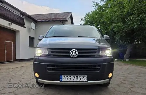 VOLKSWAGEN Multivan 