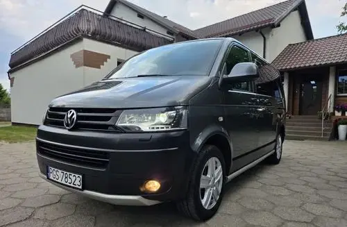 VOLKSWAGEN Multivan 