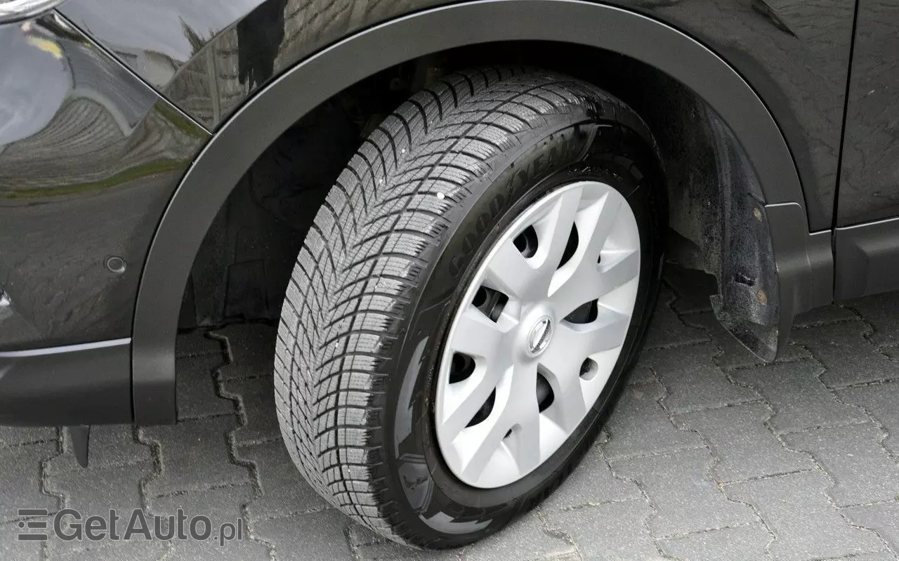 NISSAN Qashqai 1.6 DIG-T Tekna