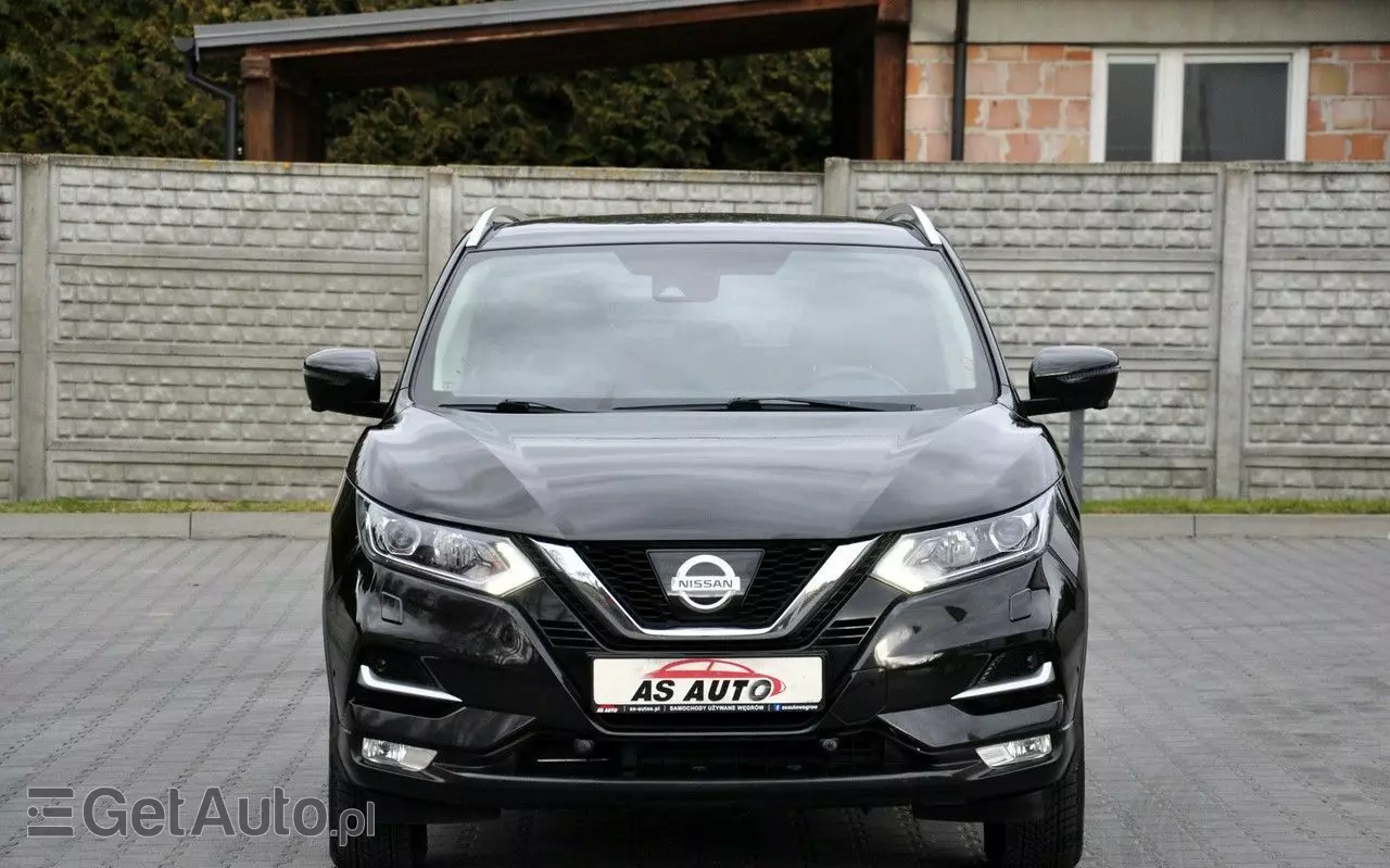 NISSAN Qashqai 1.6 DIG-T Tekna