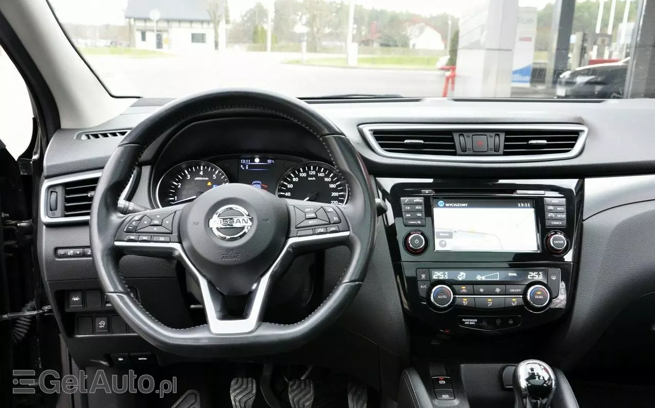NISSAN Qashqai 1.6 DIG-T Tekna