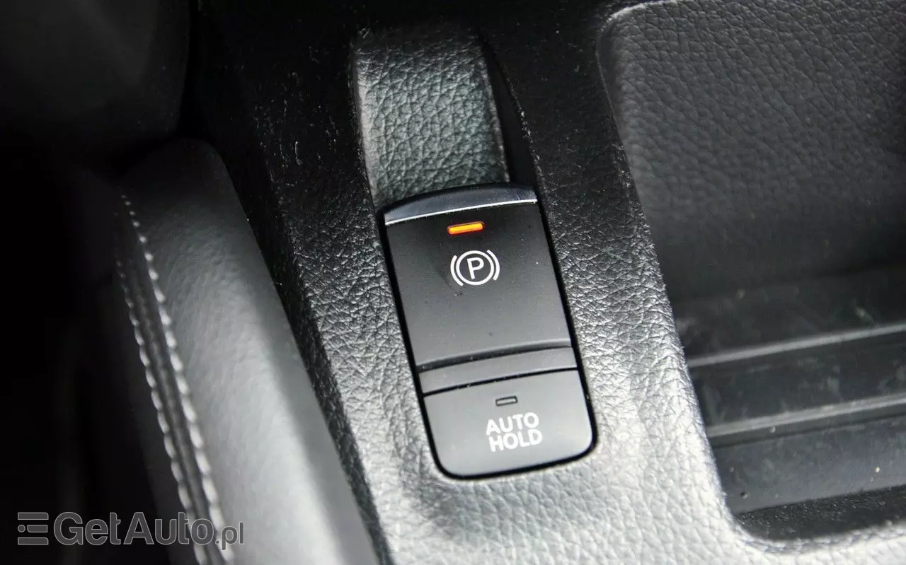 NISSAN Qashqai 1.6 DIG-T Tekna