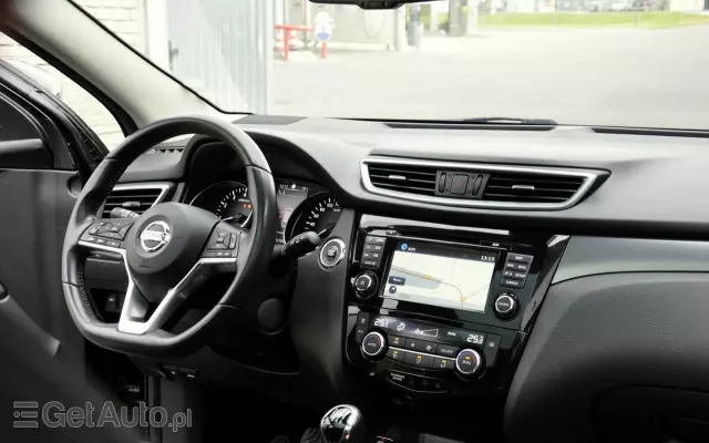 NISSAN Qashqai 1.6 DIG-T Tekna