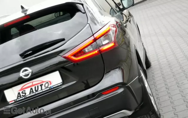 NISSAN Qashqai 1.6 DIG-T Tekna