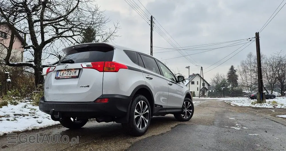 TOYOTA RAV4 2.0 D-4D Premium