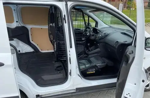 FORD Courier 