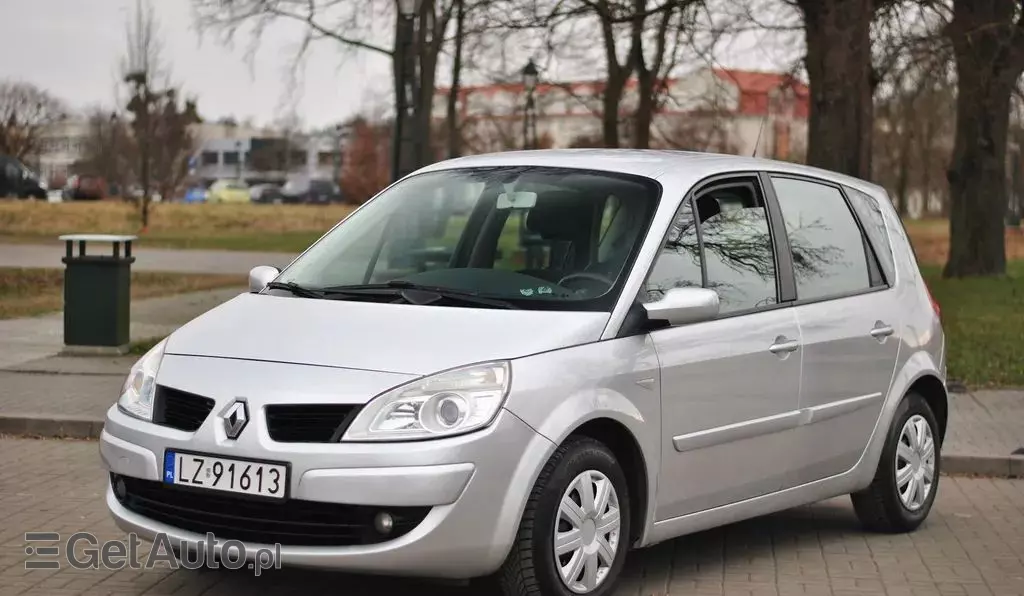 RENAULT Scenic 