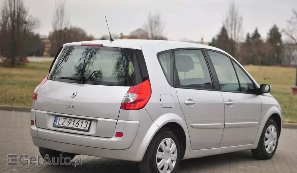 RENAULT Scenic 