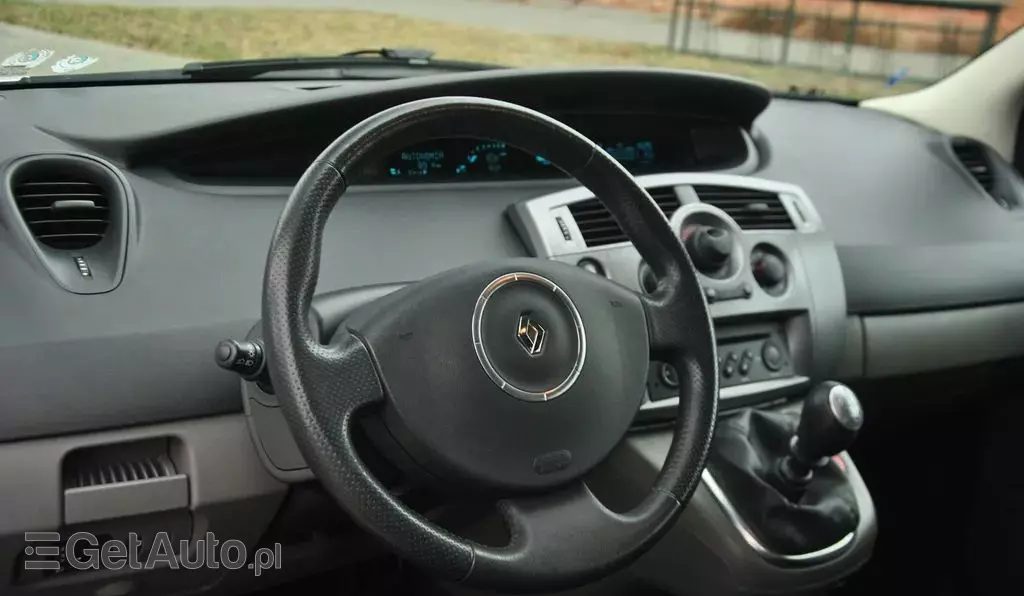 RENAULT Scenic 