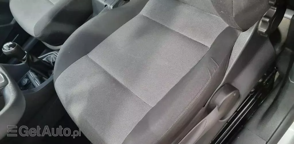 VOLKSWAGEN Caddy California 