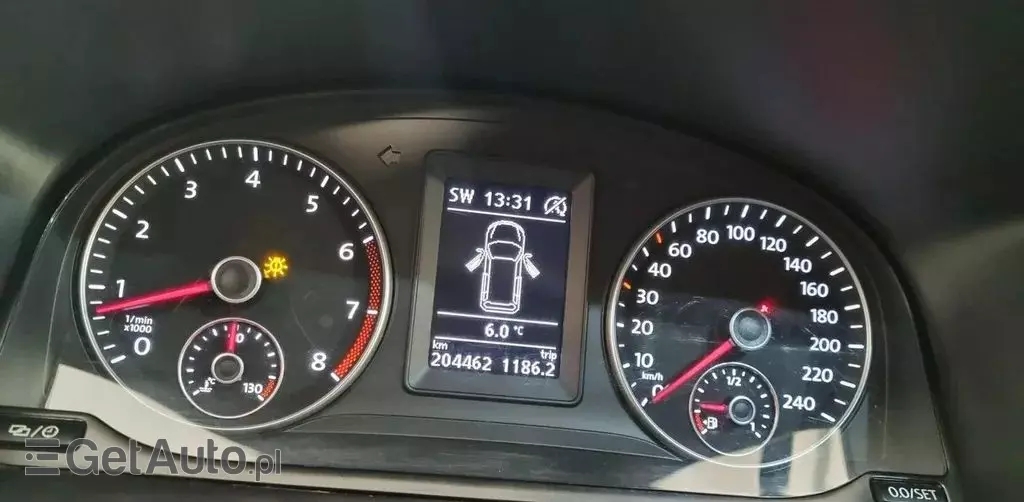 VOLKSWAGEN Caddy California 