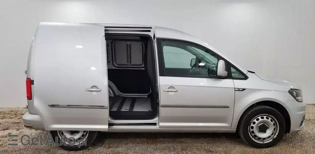 VOLKSWAGEN Caddy California 
