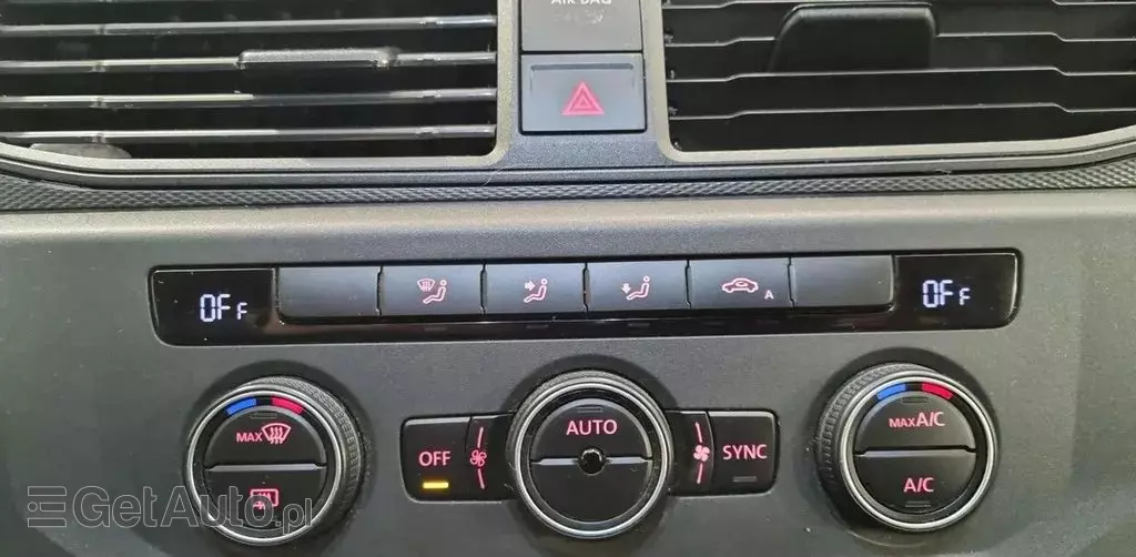 VOLKSWAGEN Caddy California 