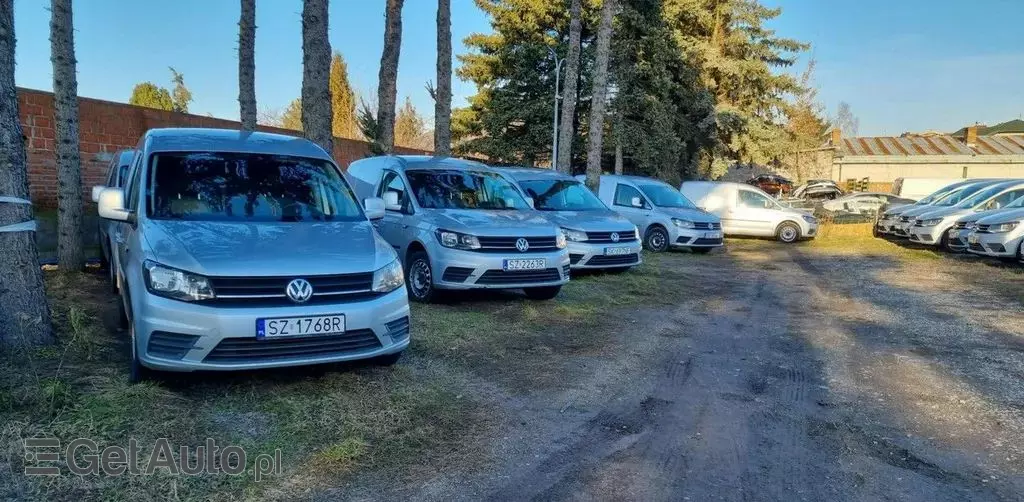 VOLKSWAGEN Caddy California 