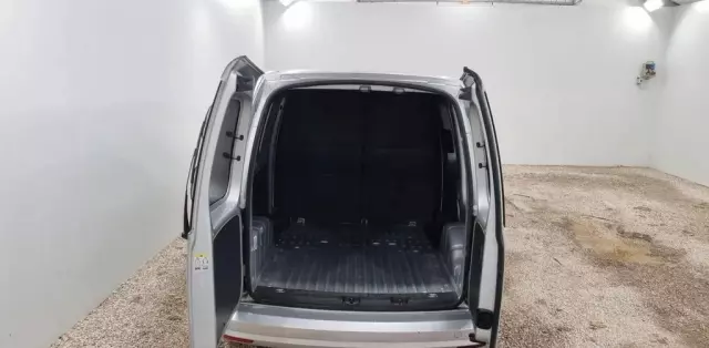 VOLKSWAGEN Caddy California 