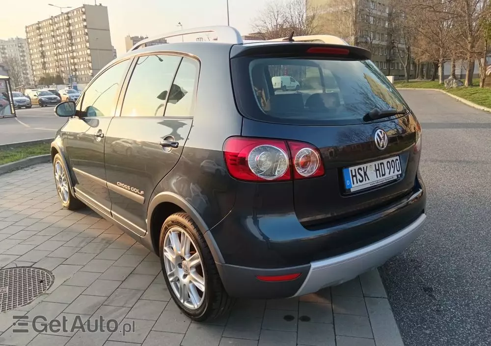 VOLKSWAGEN Golf Plus 