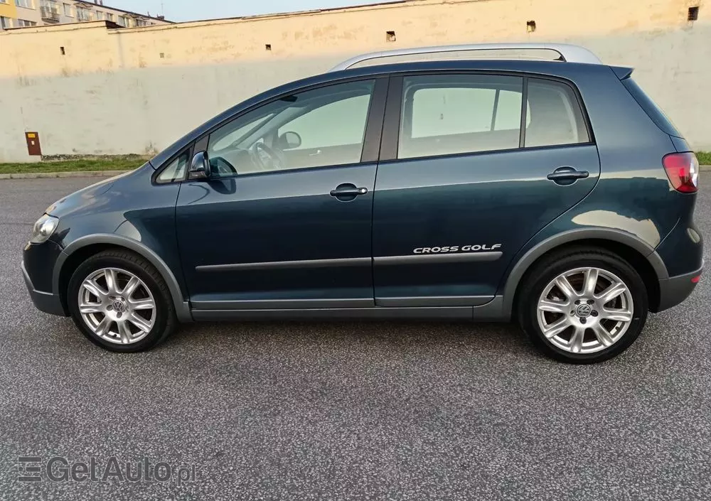 VOLKSWAGEN Golf Plus 