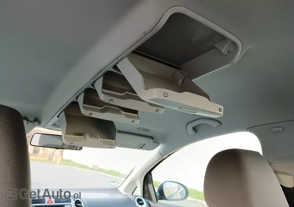 VOLKSWAGEN Golf Plus 