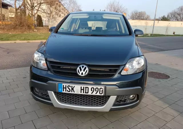 VOLKSWAGEN Golf Plus 