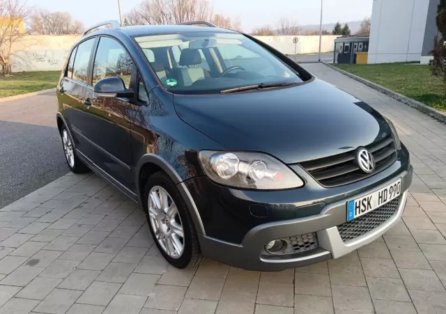 VOLKSWAGEN Golf Plus 