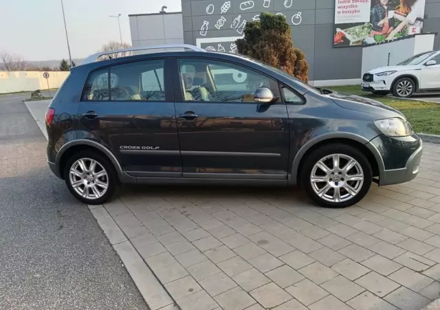 VOLKSWAGEN Golf Plus 