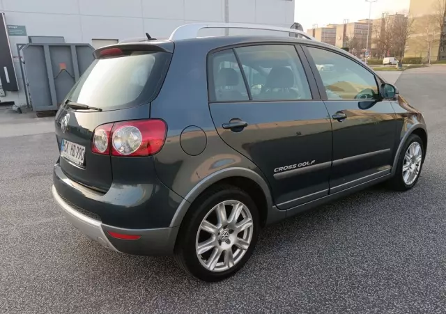 VOLKSWAGEN Golf Plus 