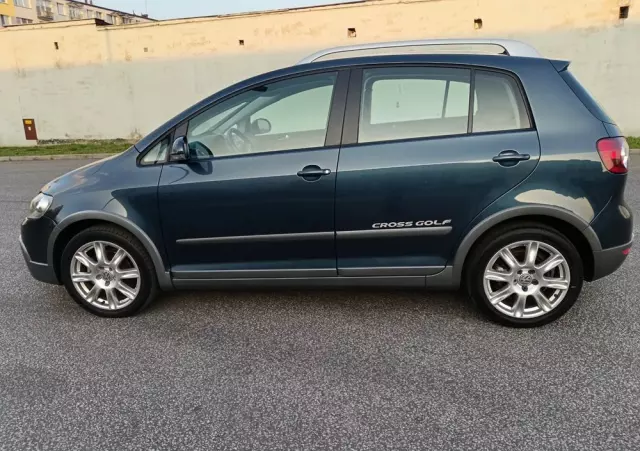 VOLKSWAGEN Golf Plus 