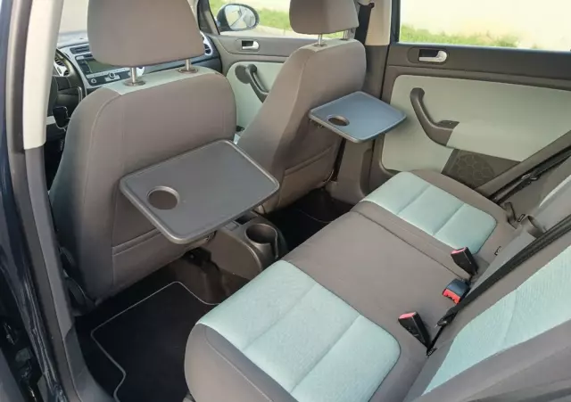 VOLKSWAGEN Golf Plus 