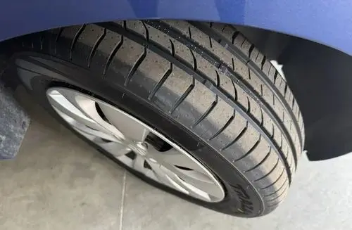SUZUKI Baleno 