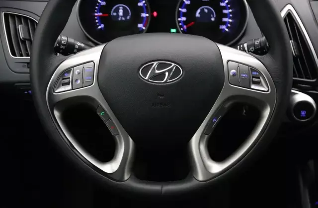 HYUNDAI Ix35 
