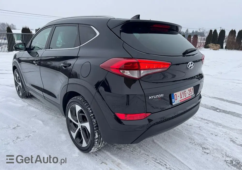 HYUNDAI Tucson Blue 1.7 CRDi 2WD Style