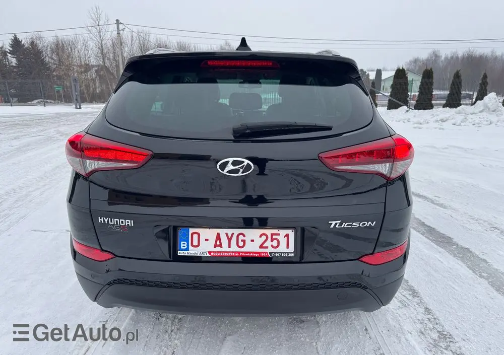 HYUNDAI Tucson Blue 1.7 CRDi 2WD Style