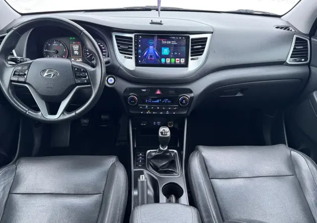 HYUNDAI Tucson Blue 1.7 CRDi 2WD Style